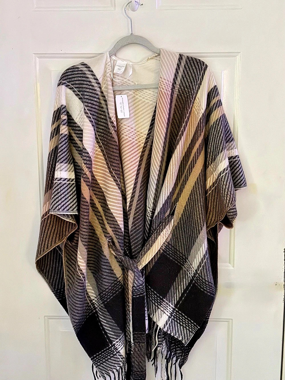 Geometric Fringe Cape in Brown & cream /Black  NWT